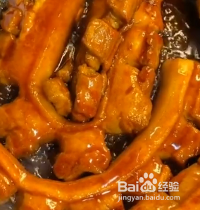 怎样做好吃的盘龙五花肉呢