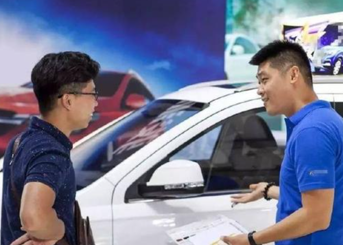 年收入多少可以买50万的车