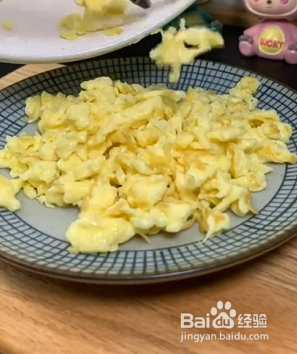 如何炒出粒粒分明的酱油炒饭