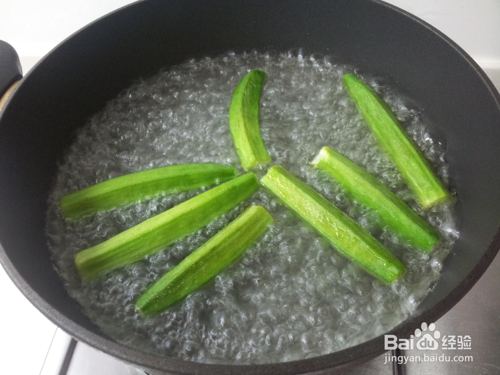 非常简单的秋葵豆干炒蛋