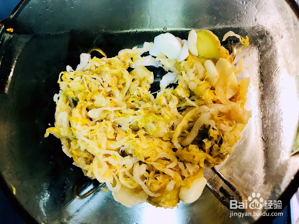 简单无压力做酸菜白肉炖粉条