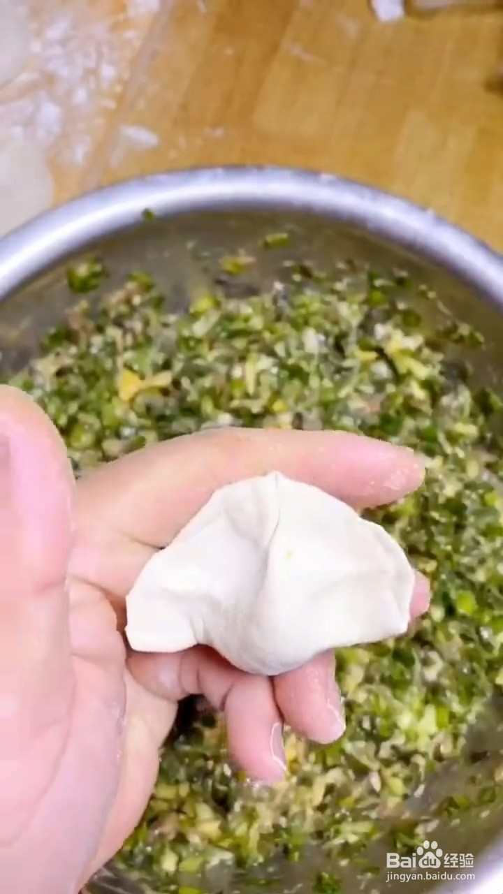 如何制作鲜美多汁的三鲜馅饺子