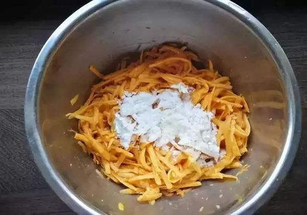为什么鸡蛋和地瓜不能一起煮呢