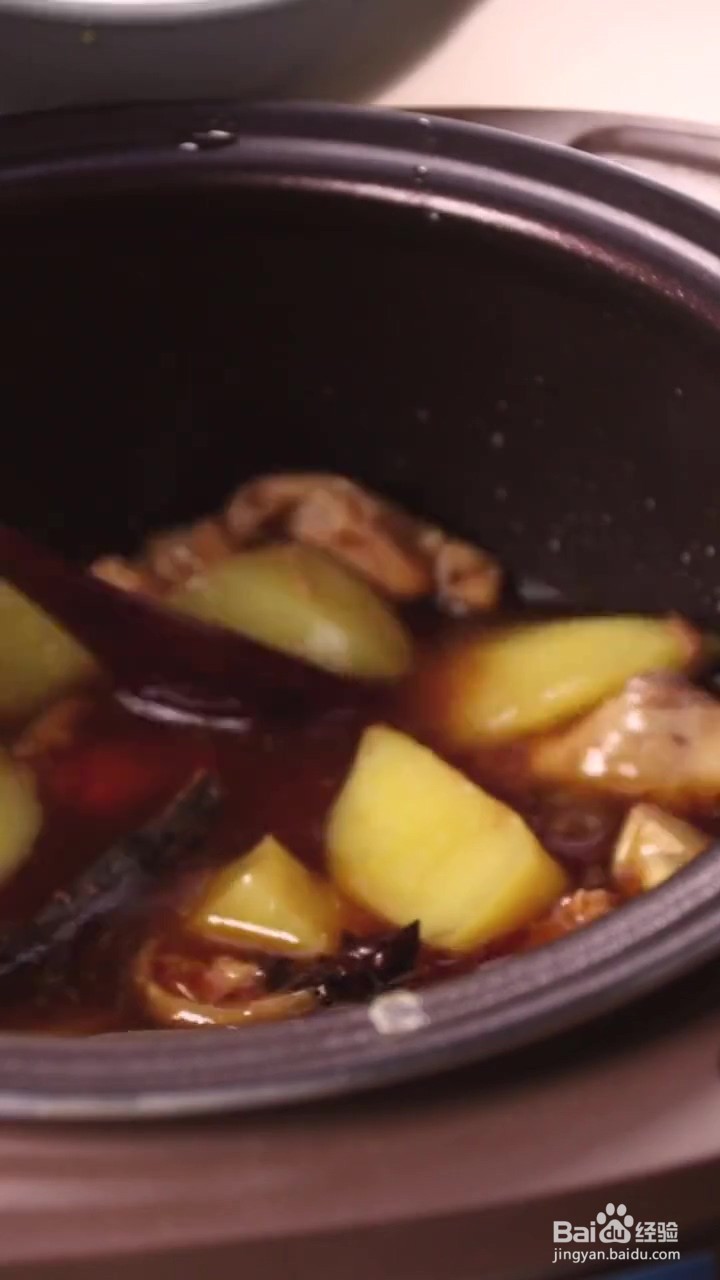 如何制作黄焖鸡