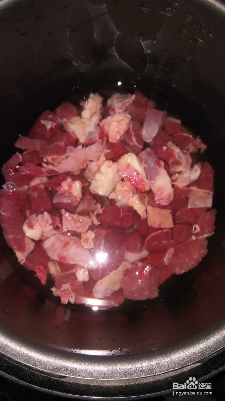 西红柿土豆炖牛腩家常做法