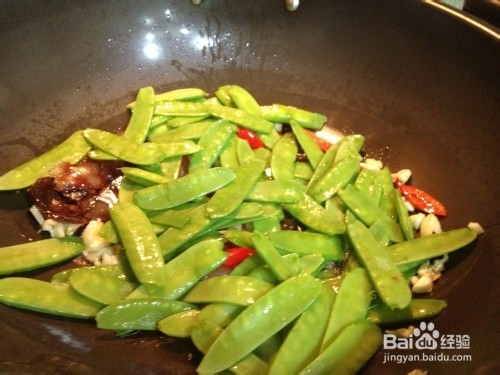 粤菜之荷兰豆炒腊味