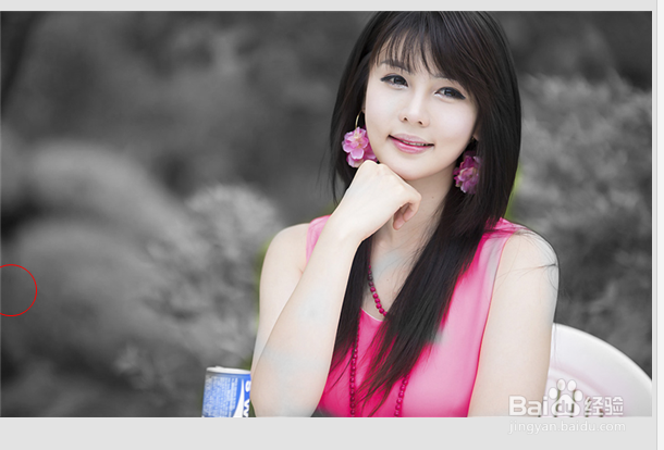 怎么将图片背景设置为灰白？