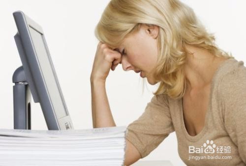 教你如何解决头发没干就睡觉头疼!