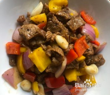 超级好吃下饭的彩椒牛肉粒