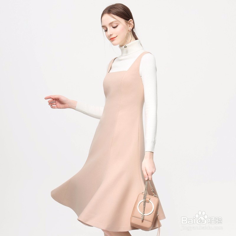 冬季如何选择连衣裙内搭