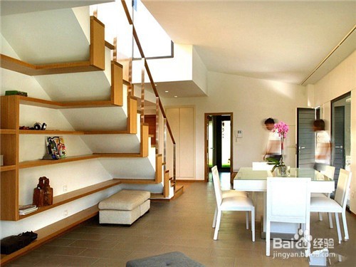 她把房屋里的死角全利用上，竟然多出了一间房！