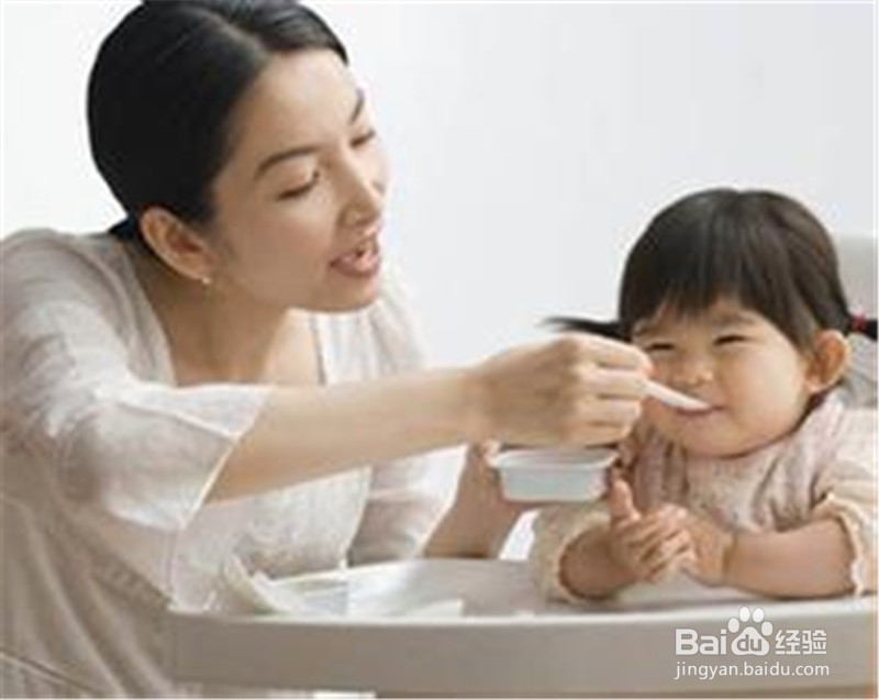 吃饭时喝水会稀释胃液吗