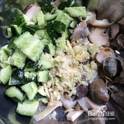 黄瓜拌海螺的做法