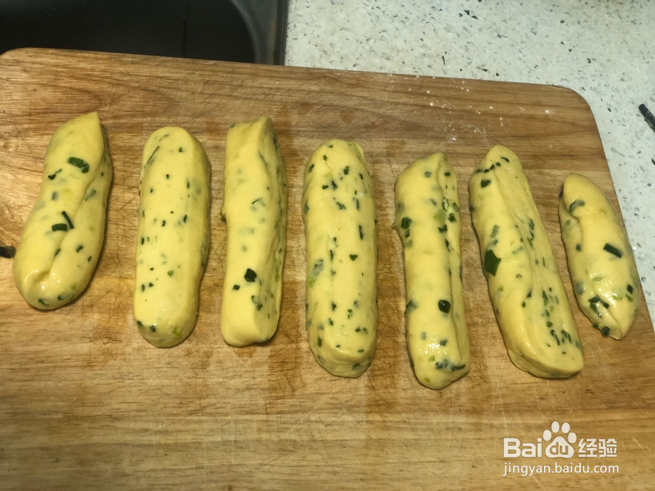 快手葱油饼的做法