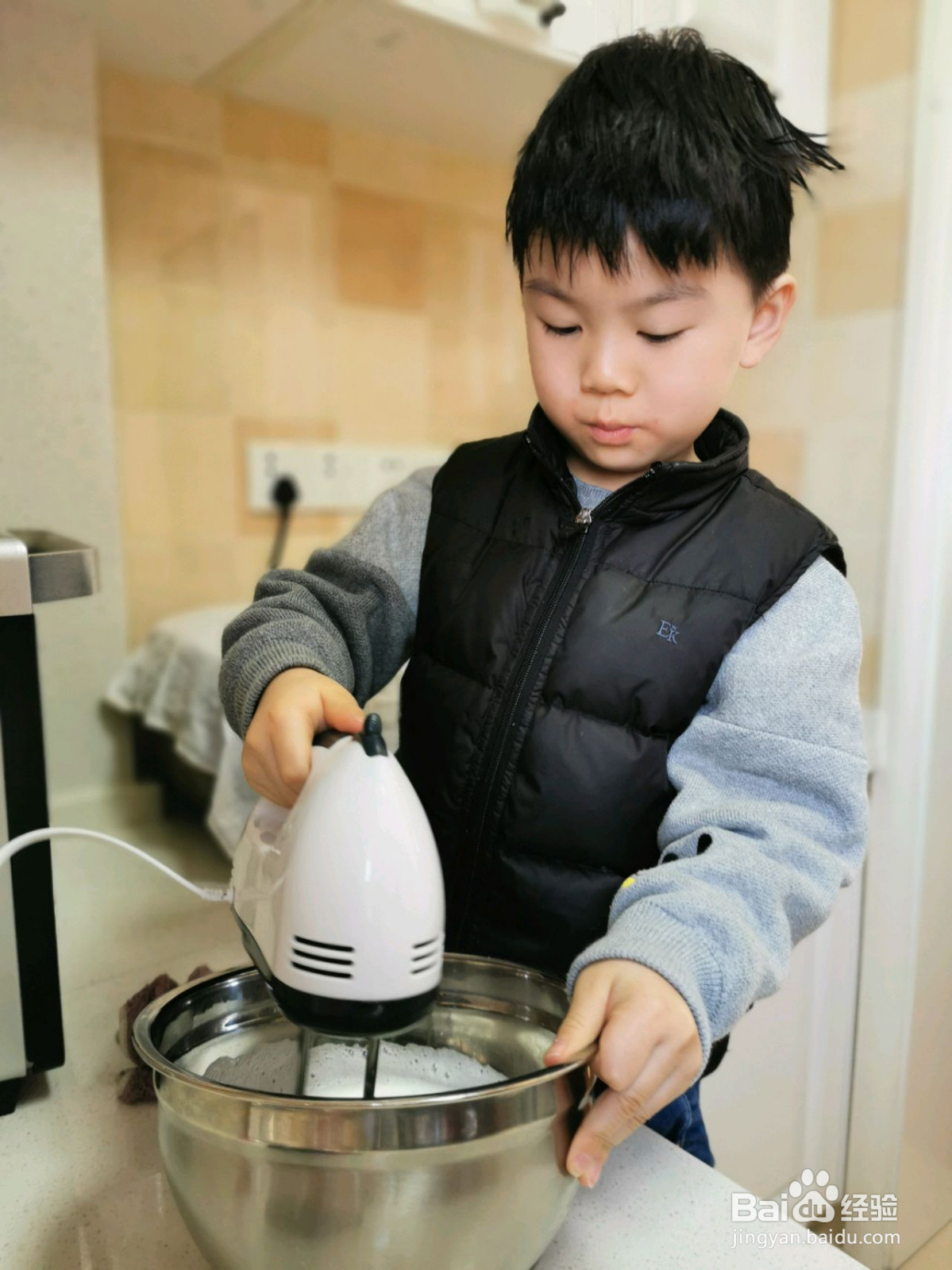 草莓蛋糕卷的做法