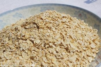 夏季DIY美丽面膜：[9]麦片去死皮面膜