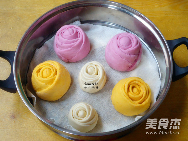 多彩玫瑰馒头