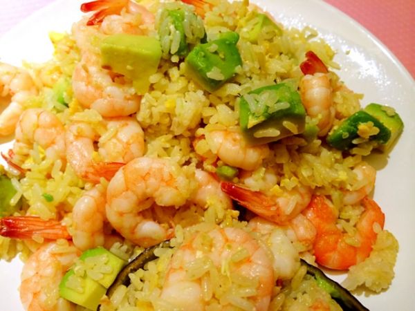 牛油果虾仁炒饭