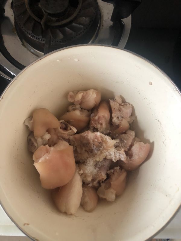春笋酸菜炖猪脚