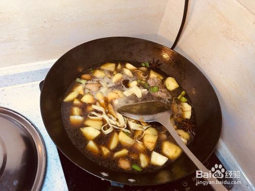 如何做红烧干豆腐土豆？