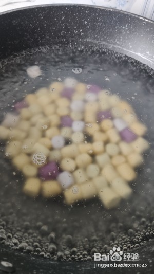 芋圆芒果椰奶西米露