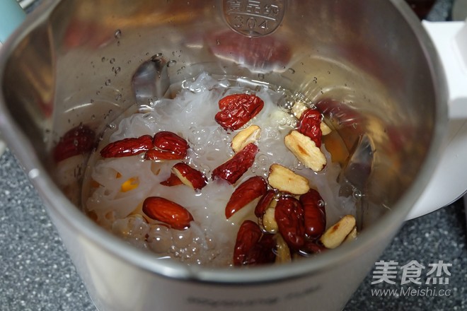 红枣南瓜银耳羹