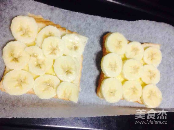 食用油烤香蕉吐司片