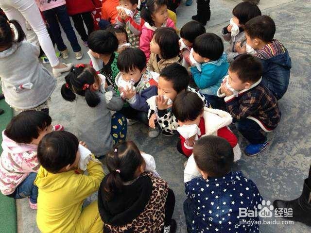 幼儿园安全培训（防地震、防火演练）