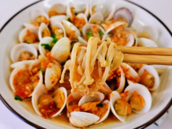蒜蓉蛤蜊蒸金针菇