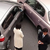 开车发生交通事故如何办