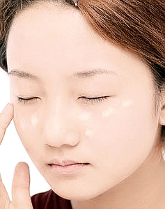 裸妆的画法_如何化裸妆_补妆必备