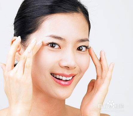 还在恨自己的脸胖五步骤教你快速瘦脸!