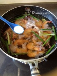 家常自制盐水虾