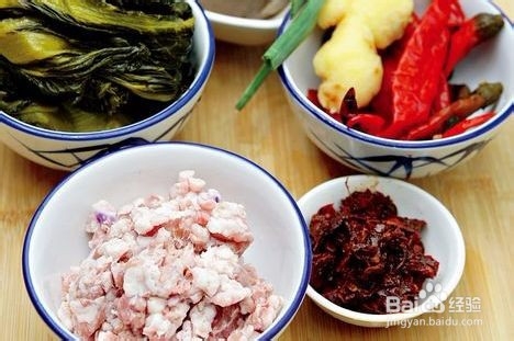 低热泡菜烧魔芋怎么做