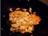 木耳炒白菜的家常美味做法