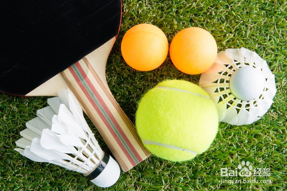 打乒乓球的基本姿势