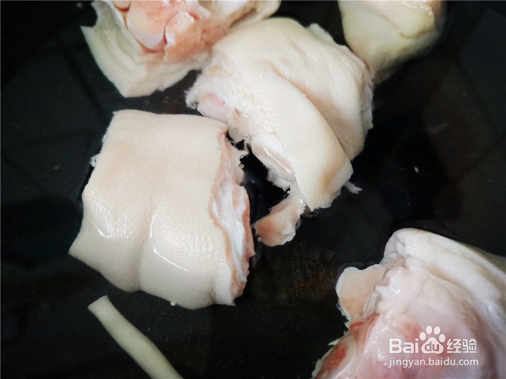 家常黄豆炖猪脚