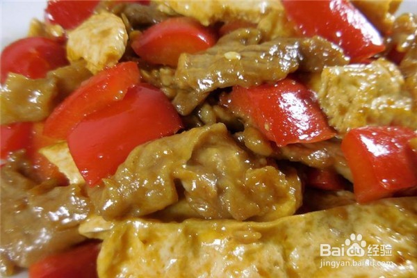 怎么做菜椒豆干炒肉片?