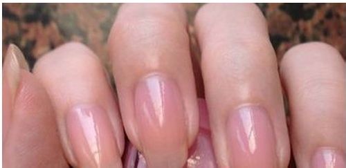 用爆裂指甲油DIY指甲彩绘