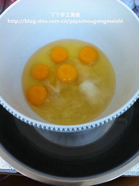 小蜜蜂翻糖蛋糕