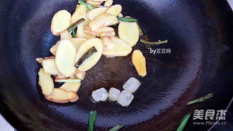 厦门名吃姜母鸭