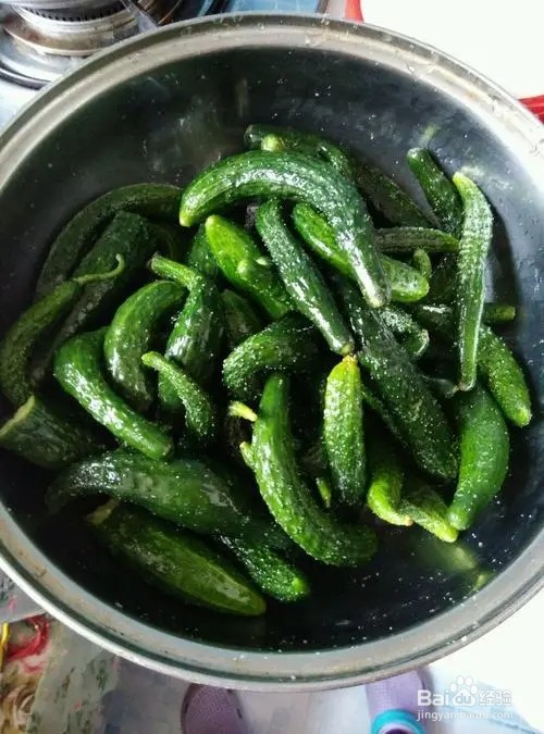 腌黄瓜扭咸菜