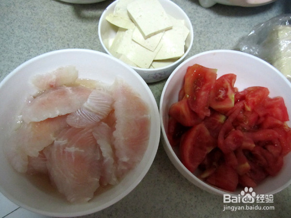 番茄豆腐龙俐鱼的制作方法