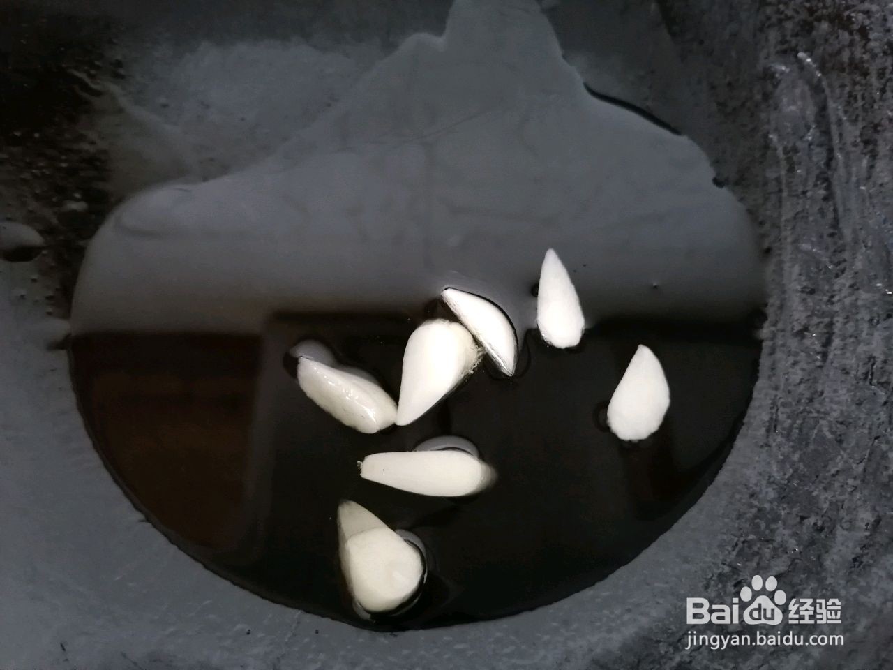 双椒手撕包菜的做法