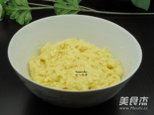 广式栗子豆沙月饼