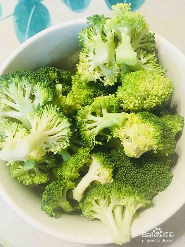 上汤西兰花的做法