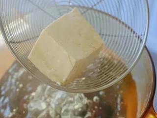 银鱼豆腐蒸糕怎么做？