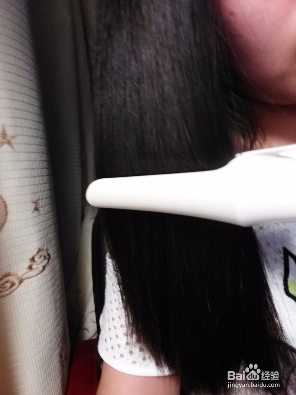 自己在家使用电卷发棒攻略