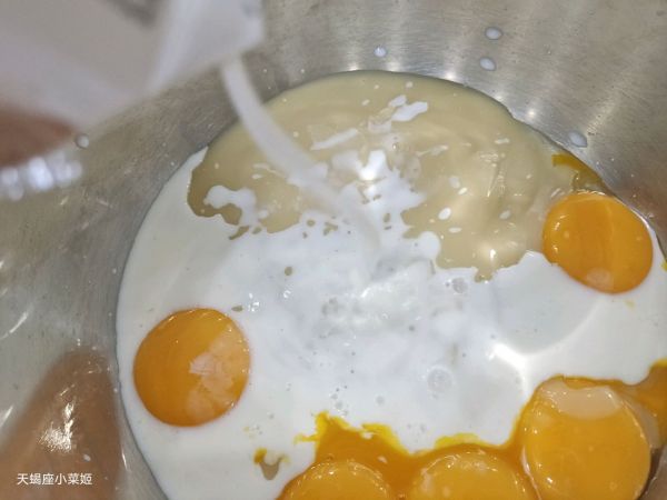 小怪兽杯子蛋糕