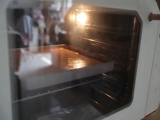 巧克力脆皮奶油盒子蛋糕怎么做？